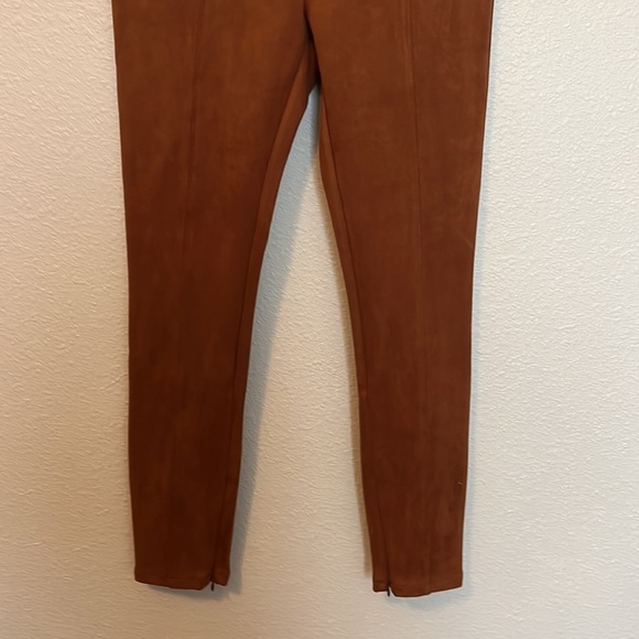 Anthropologie Faux Suede Leggings Size 28 - Picture 9 of 15
